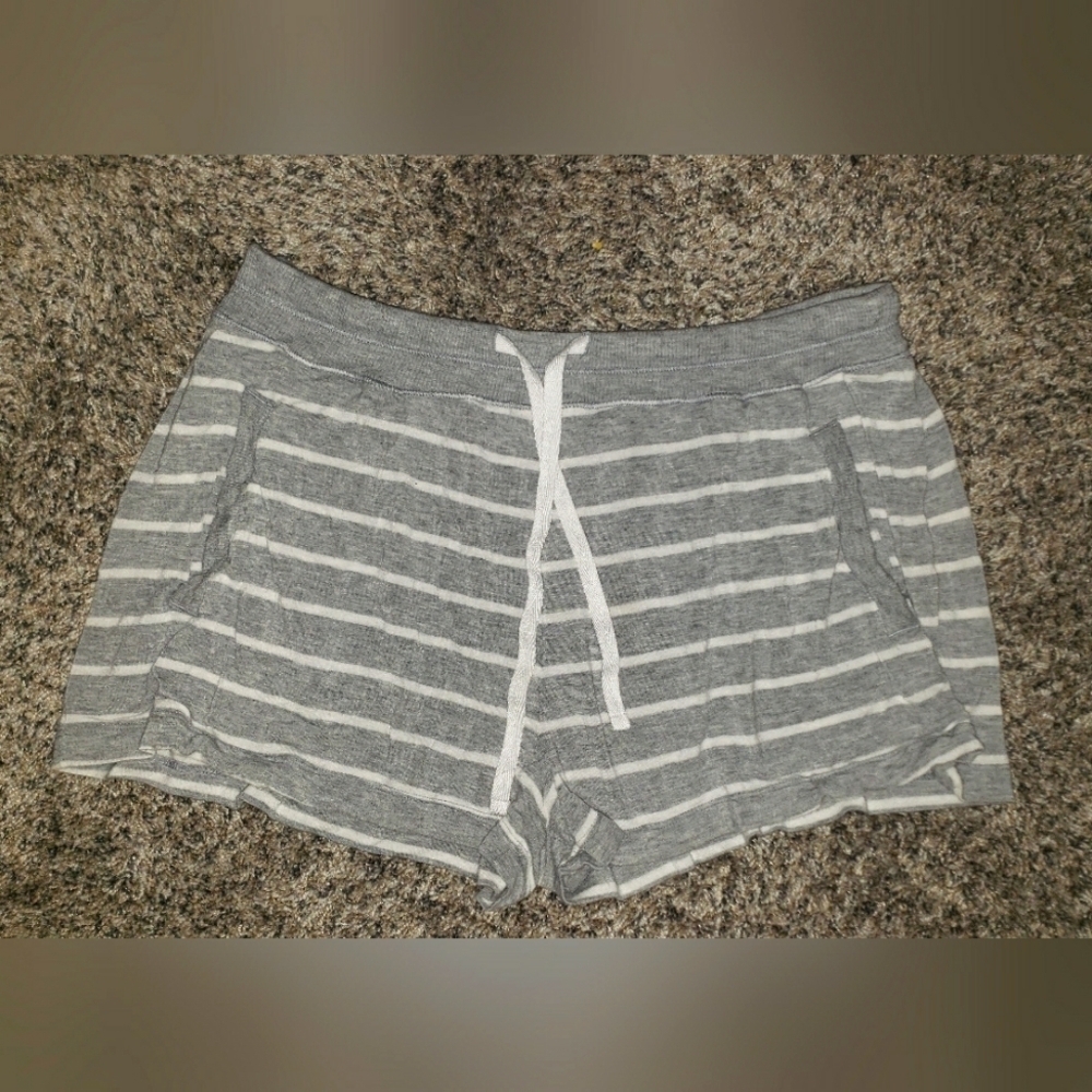 DKNY| Super Soft Striped Shorts